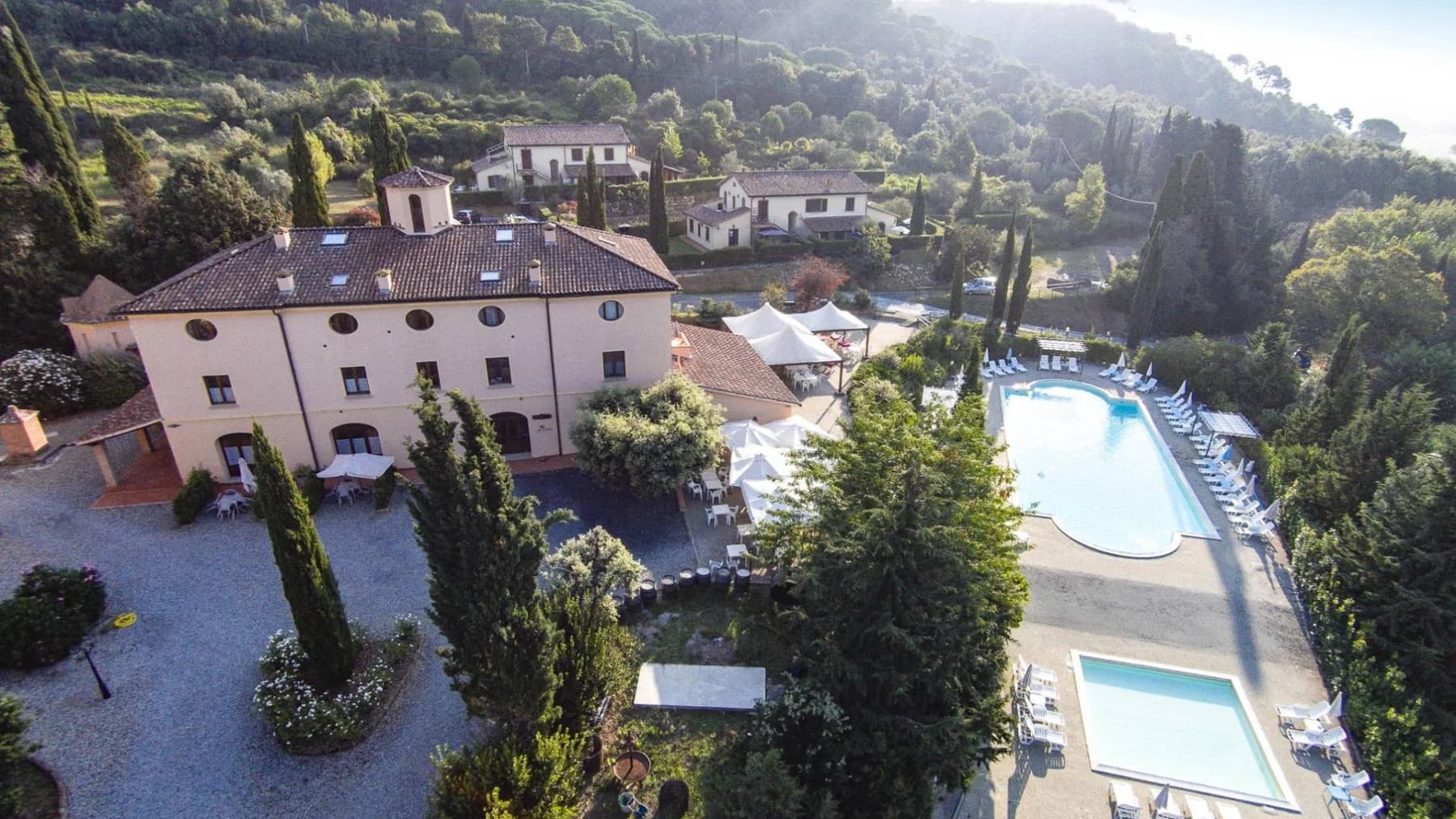 Elegant Property in Riparbella, Tuscany Near the Sea