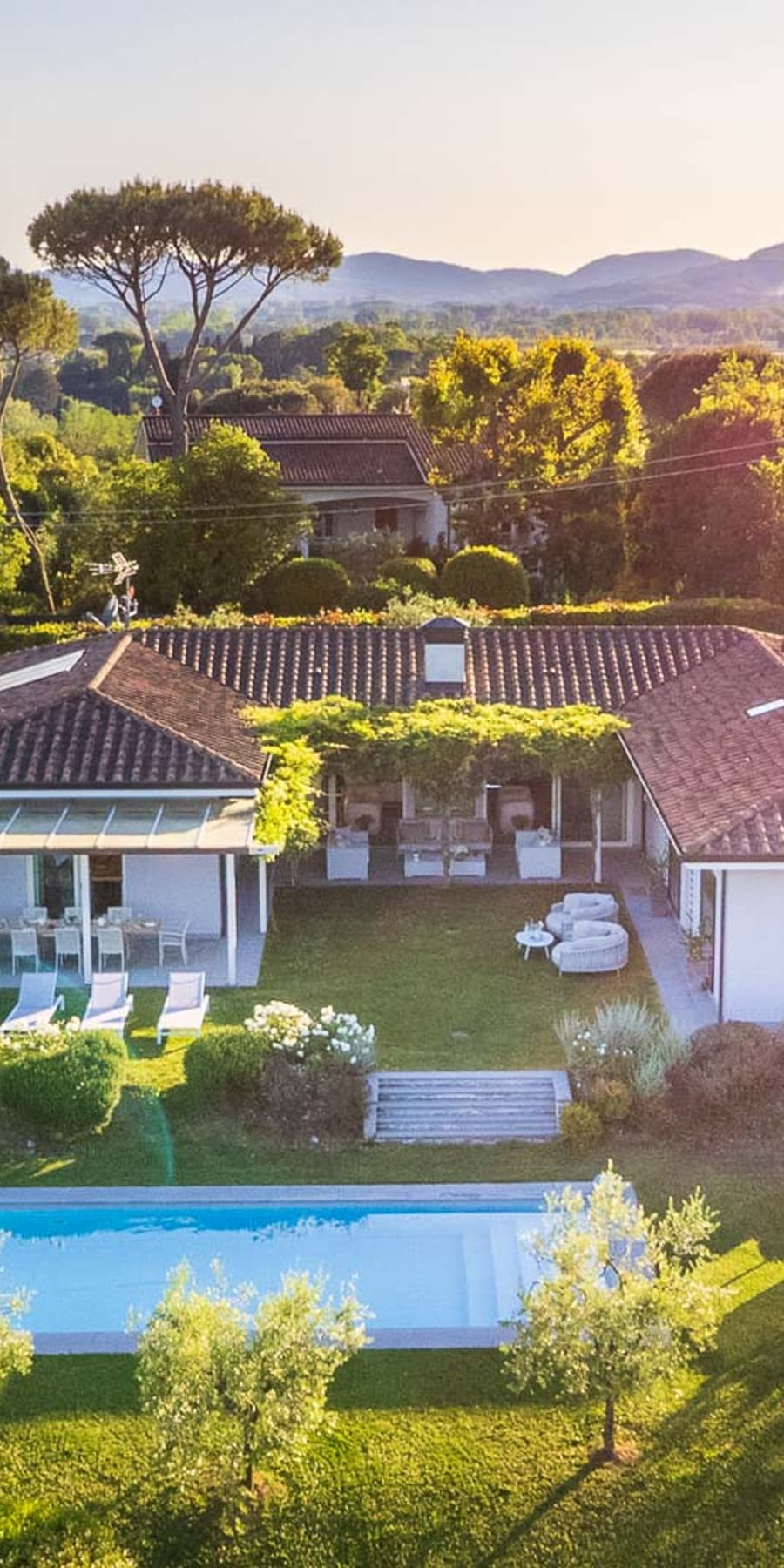Villa tra le colline toscane di Capannori