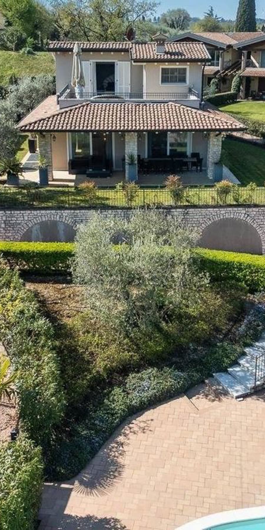Villa elegante a Soiano, vista Lago di Garda