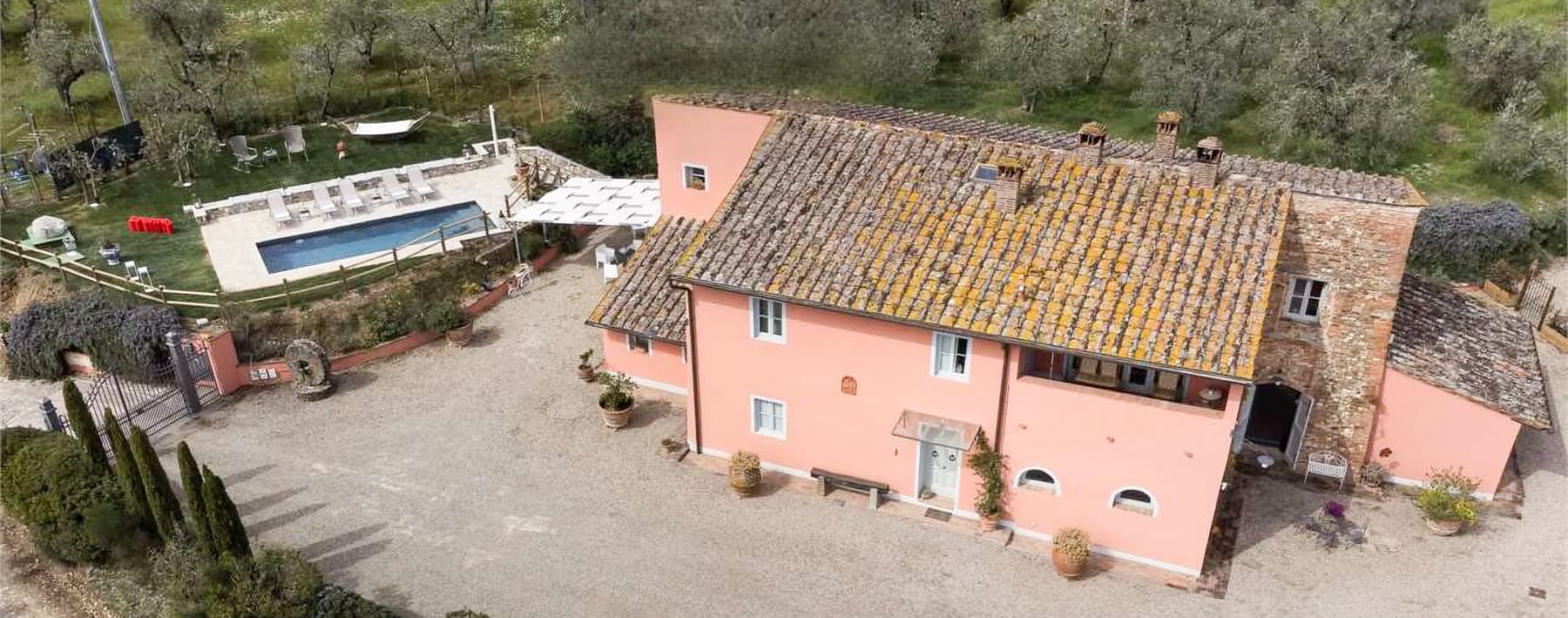 Villa with 360° Views in Tuscany, Montelupo Fiorentino