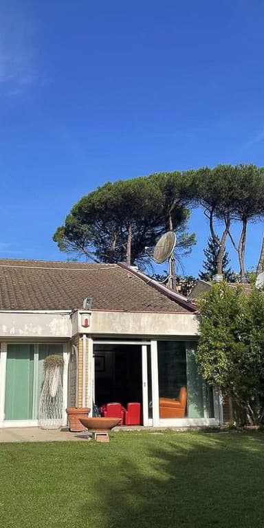 Appartamento in Villa a Roma, 431m² con Giardino Privato