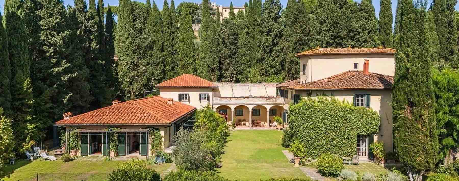 Villa storica con giardino a Fiesole, Toscana