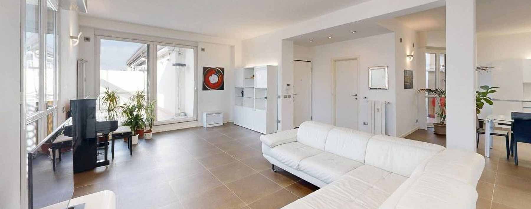 Attico esclusivo a Milano con terrazza panoramica