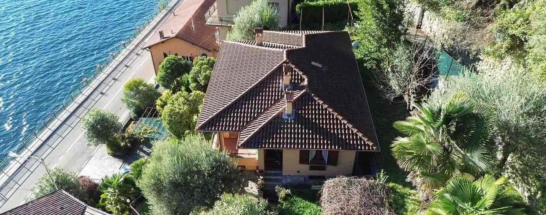 Villa by Lake Como in Lombardia