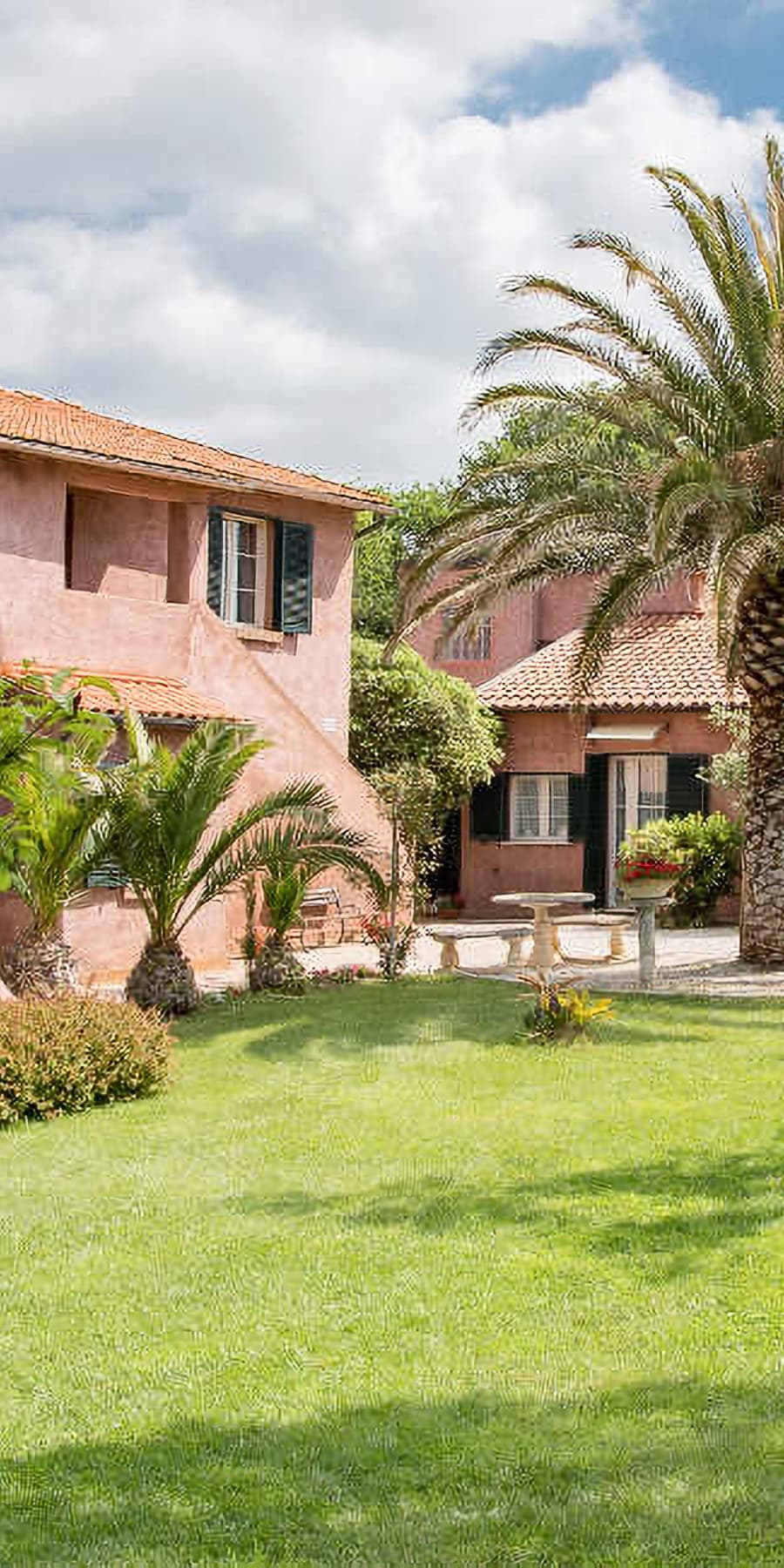 Casale di Lusso a Bibbona, 460 mq di Eleganza Toscana