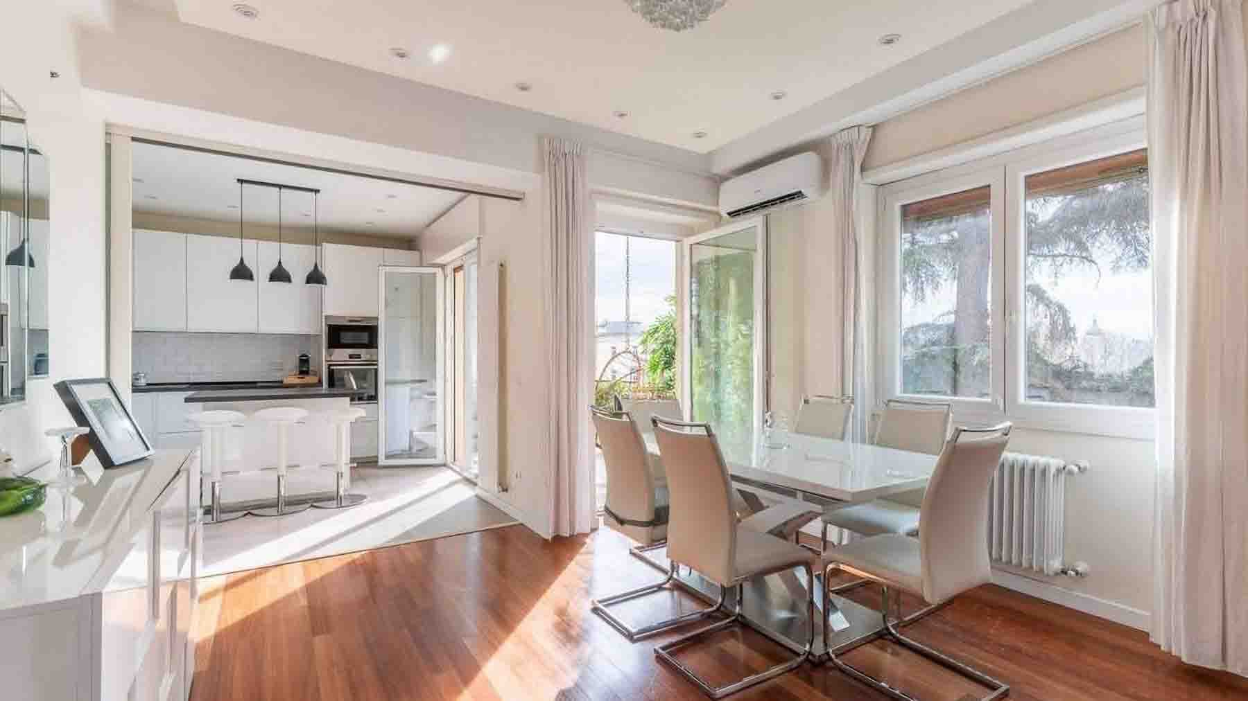Penthouse in Rome, Lazio: Stunning Views