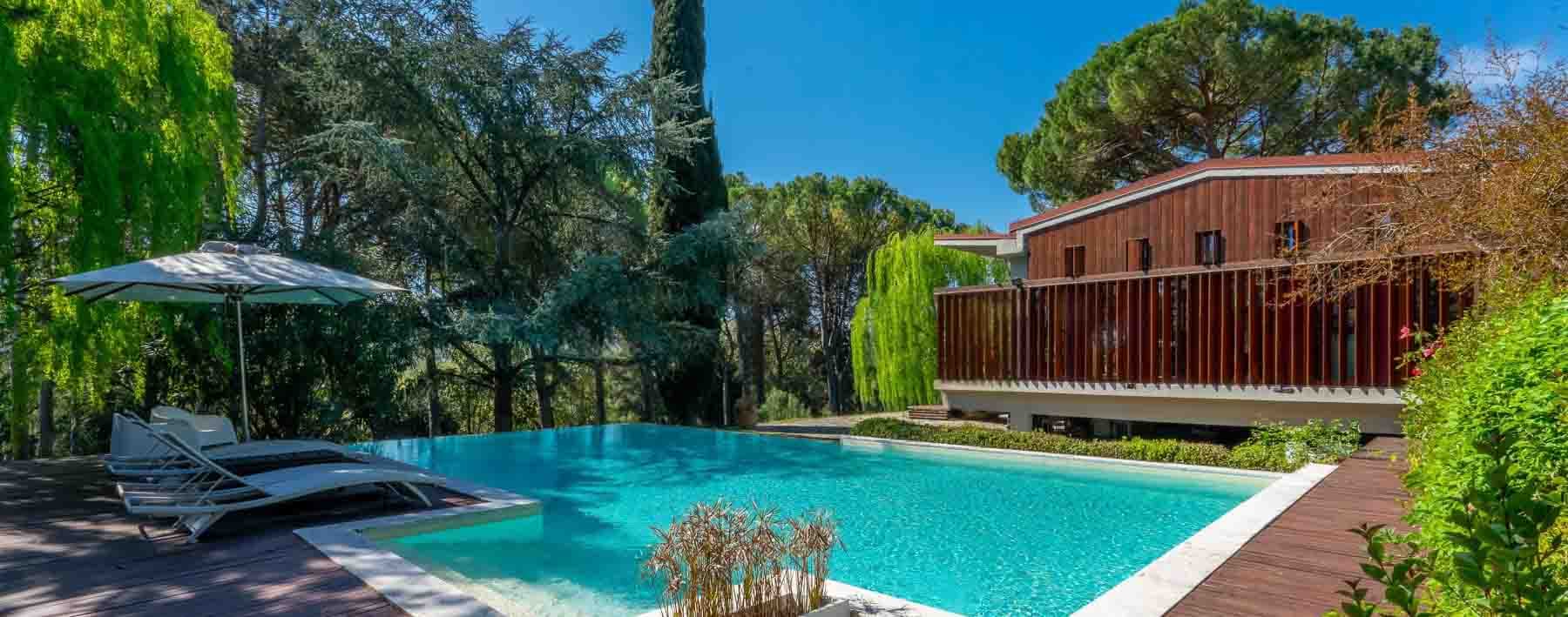 Villa di lusso nelle colline fiorentine, 490 mq