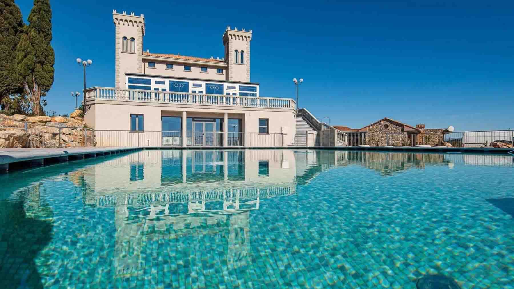 Castello storico con piscina in Toscana, Campiglia Marittima