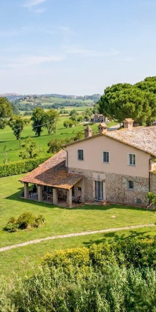 Casale di charme nelle colline umbre a Perugia