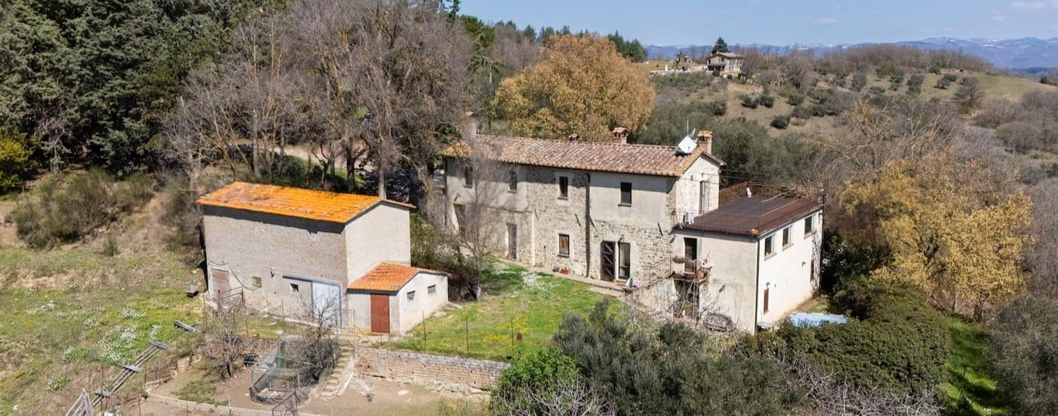 Casale incantevole nelle colline dell'Umbria, 350 mq