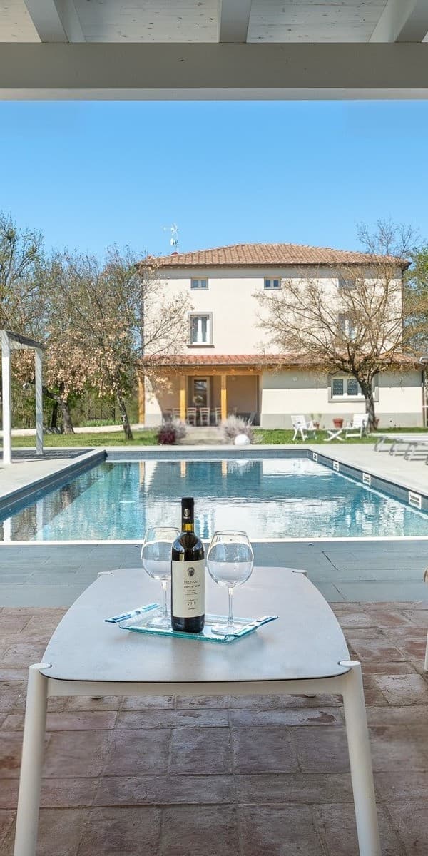 Villa tra le colline toscane a Terranuova Bracciolini