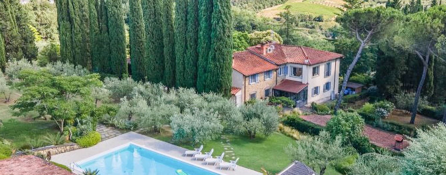 Villa esclusiva immersa nel verde di Roma