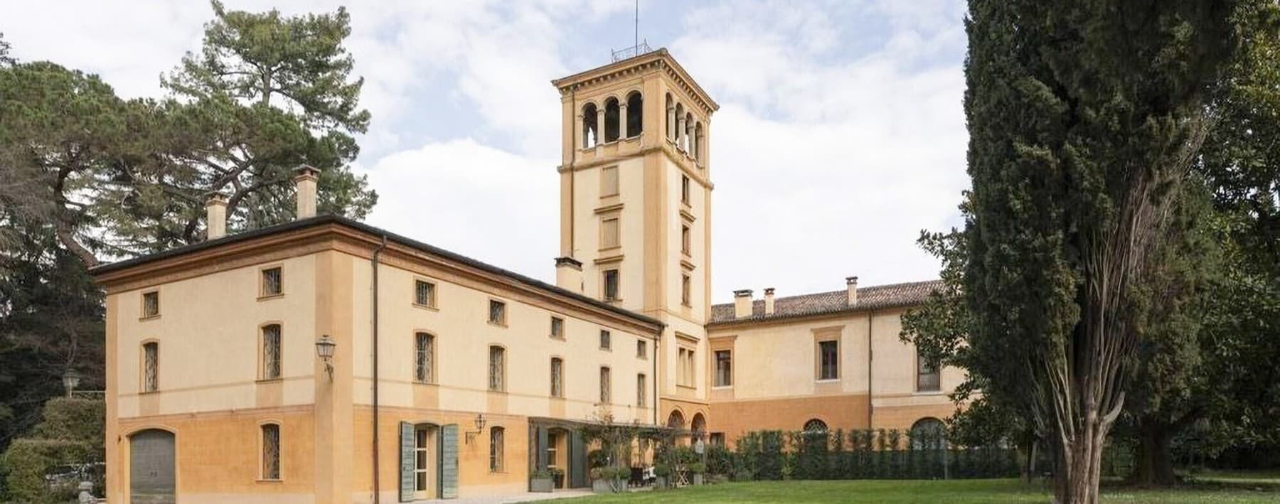 Palazzo "Il Granaio" a Bassano del Grappa, 614 mq eleganti