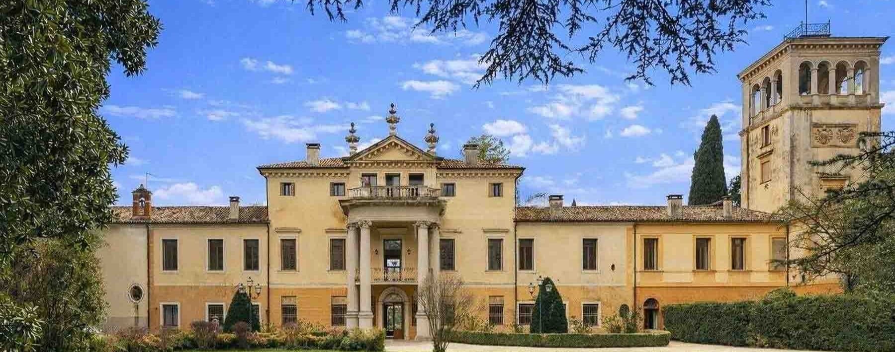 Palazzo storico a Bassano del Grappa, 3.500 m² di charme