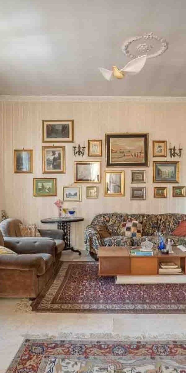 Apartment in Rome, Lazio: City Living Awaits