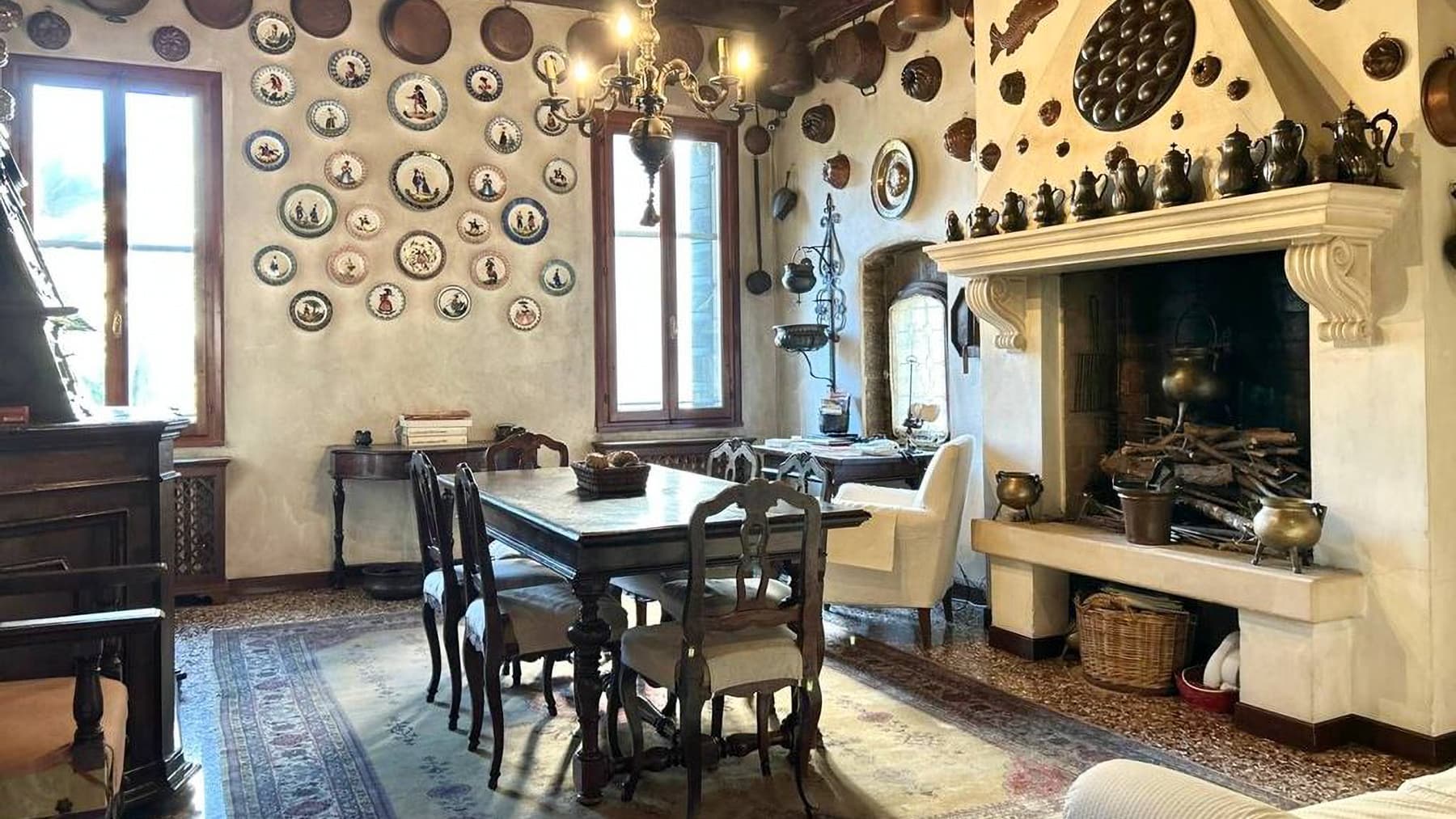 Elegant Property in Padova, Veneto with Private Garden