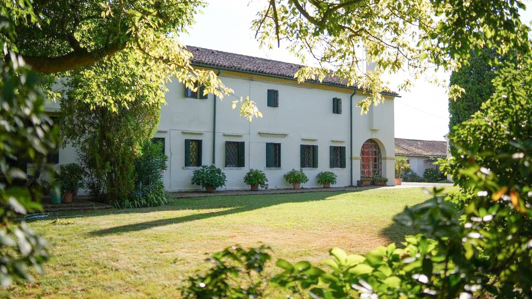 Casale incantevole con ampio giardino a Ca' Pasqua, Venezia