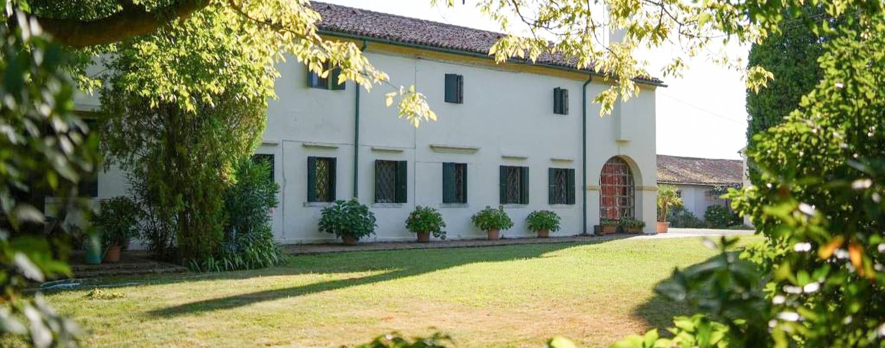 Rustic Country House in Ca' Pasqua, Veneto