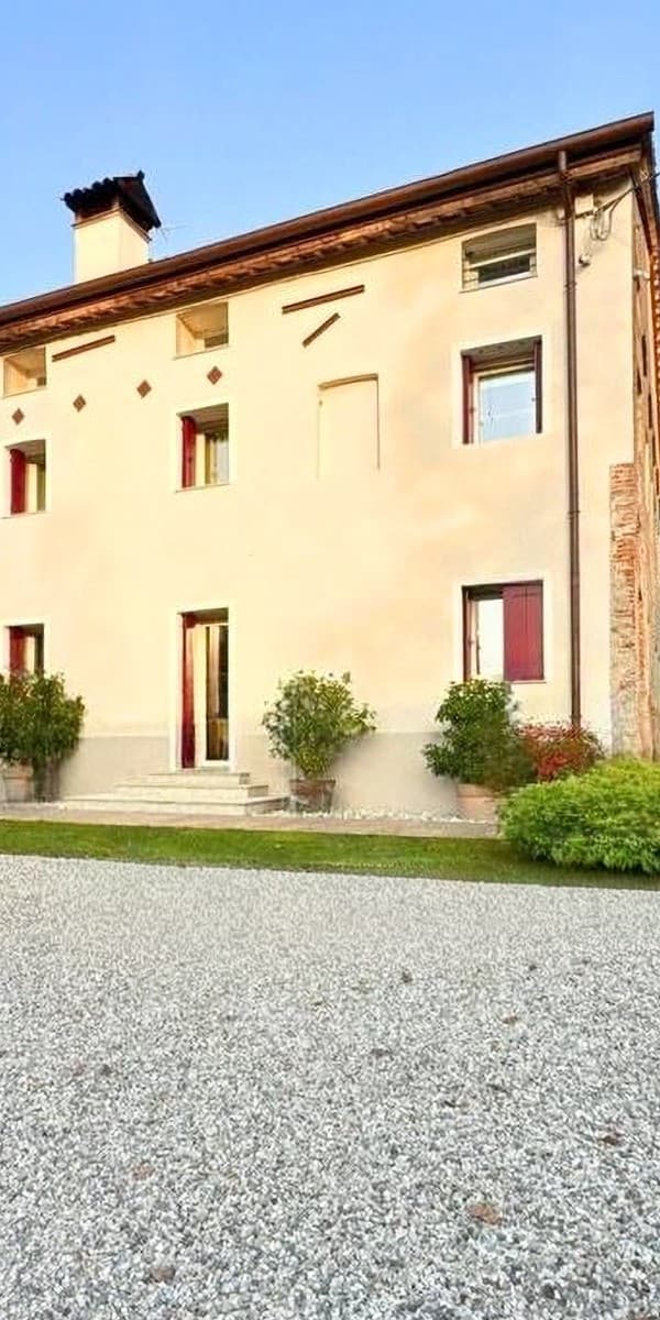 Villa storica a Villaverla, 670 mq nel verde
