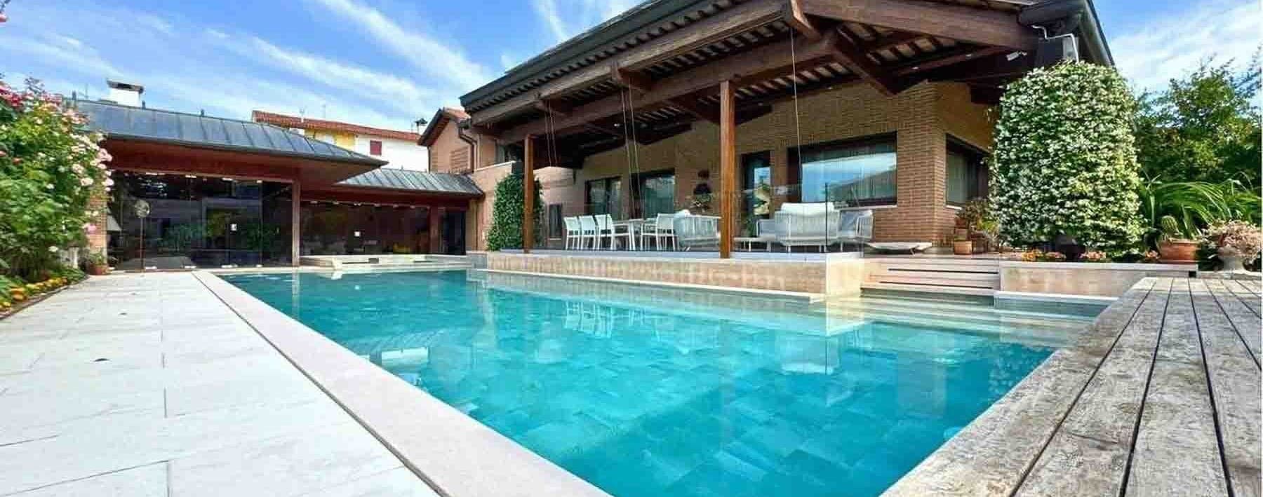 Charming Villa in Thiene, Veneto