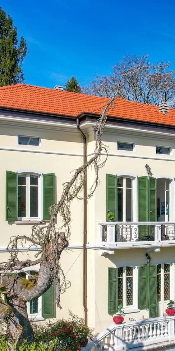 Villa con Giardino a Castelletto sopra Ticino, 450mq