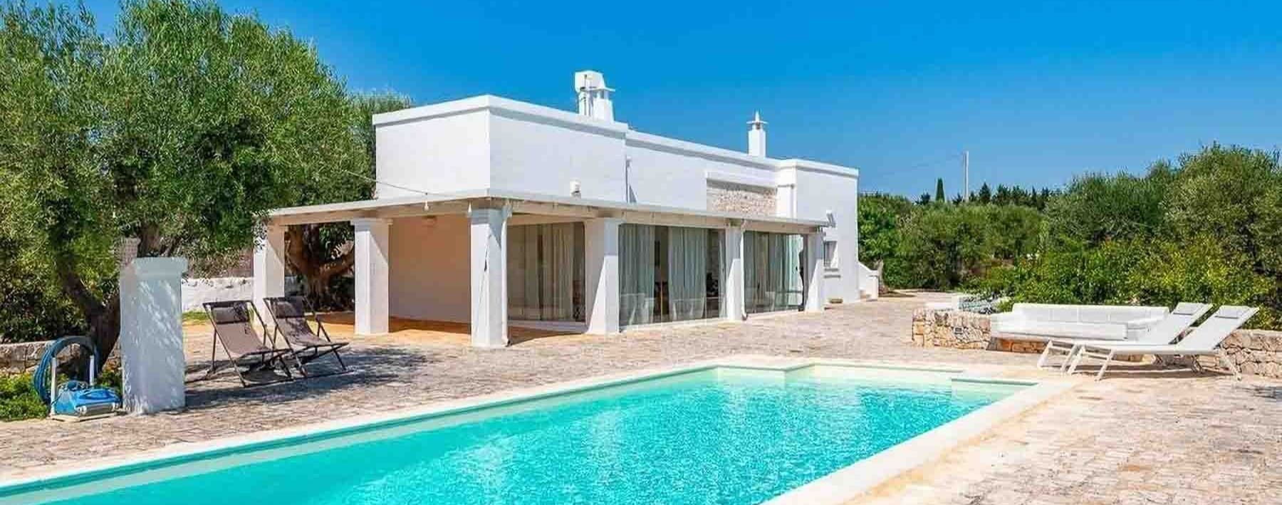 Masseria esclusiva con piscina a Ostuni, Puglia