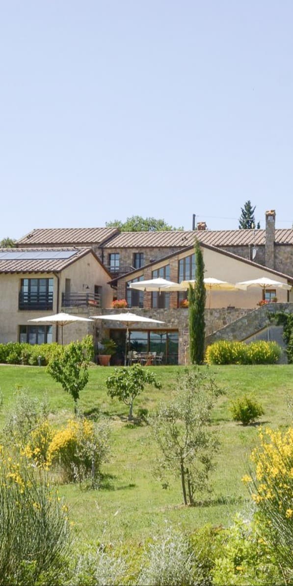 Casale di lusso a Cinigiano, cuore della Toscana