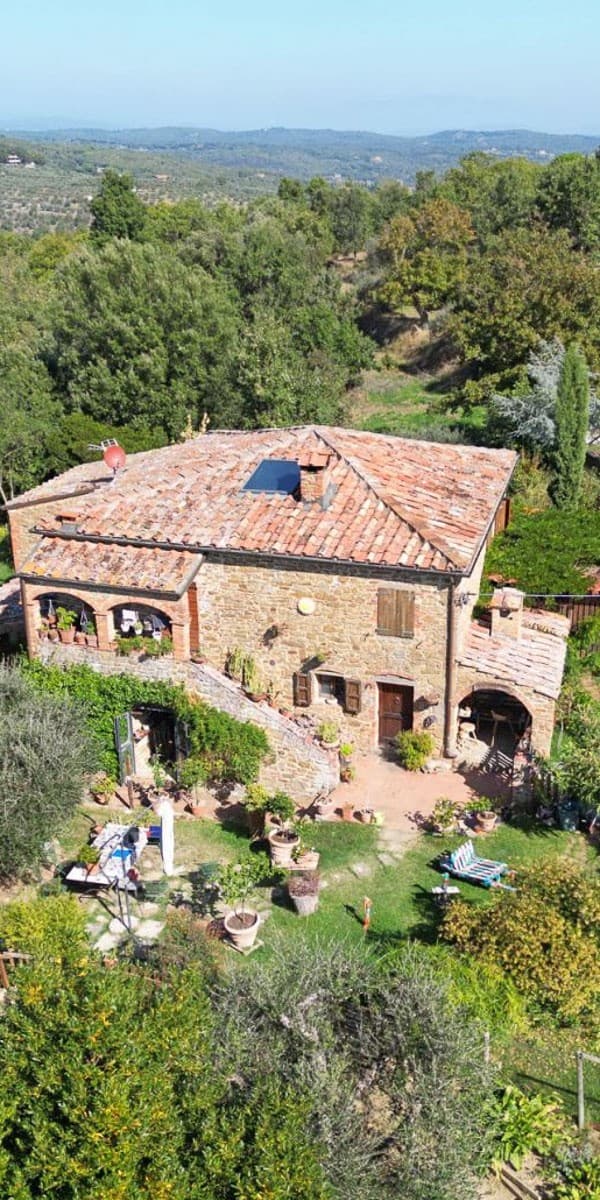 Casale autentico in Toscana, Sinalunga, 180 mq di charme