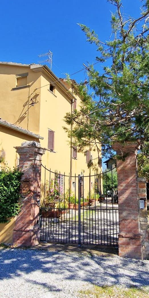 Charming Country House in Monte San Savino, Tuscany