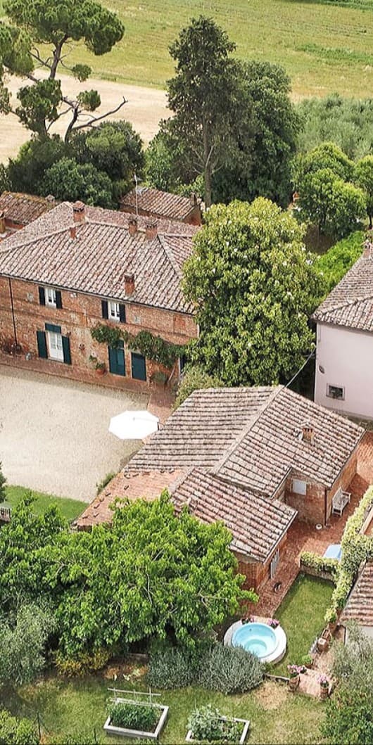 Casale di 900 mq nella Toscana, Foiano della Chiana