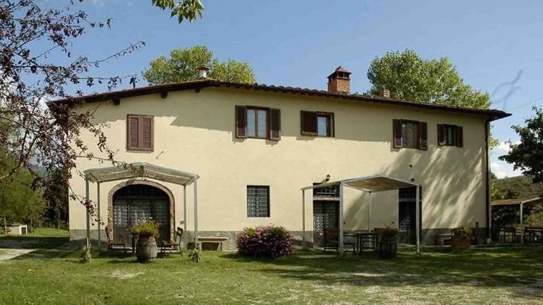Villa with Pool and Garden in Tuscany, Terranuova Bracciolini