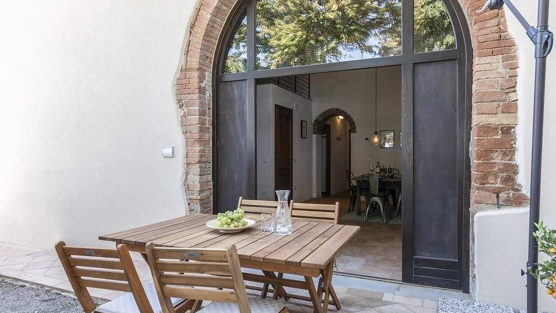 Casale ampio con piscina a San Gimignano, Toscana