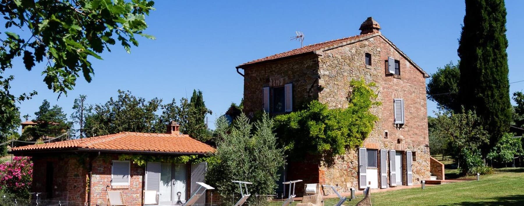 Casale toscano con piscina a Marciano della Chiana