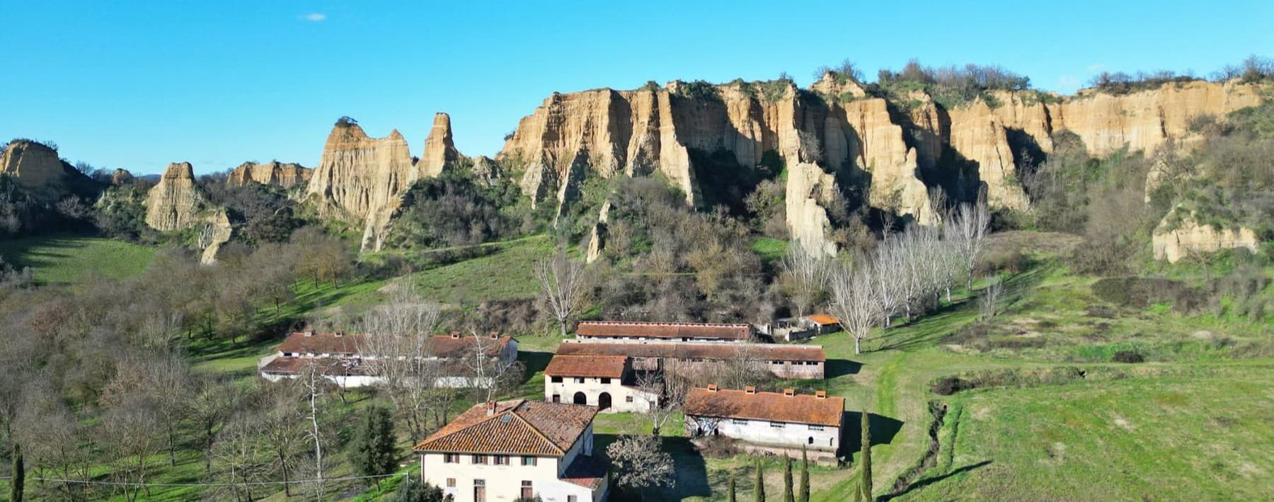Casale in Toscana, Castelfranco Piandiscò con 28 ettari