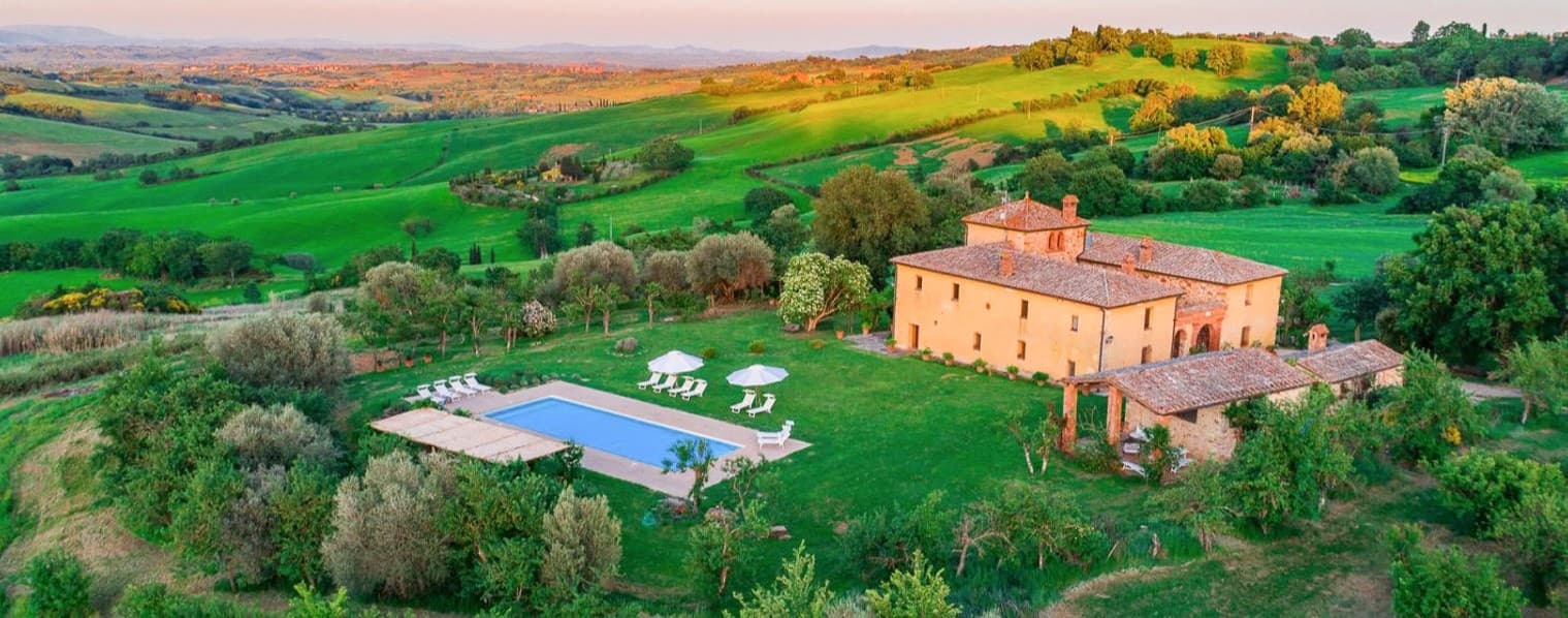 Casale Toscano con Piscina a Torrita di Siena