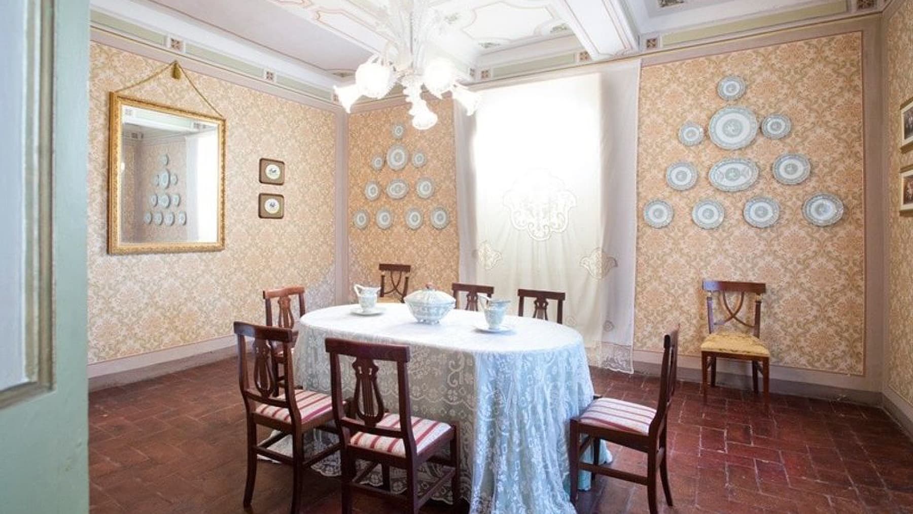 Spacious Villa in Pigge, Umbria with Private Garden