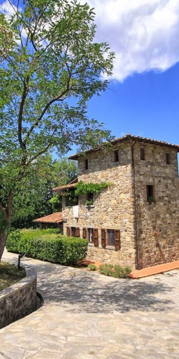 Casale storico ristrutturato a Chiusi della Verna, Toscana