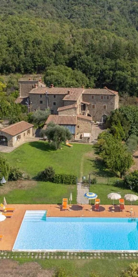 Casale di Lusso nelle Colline Toscane, Arezzo