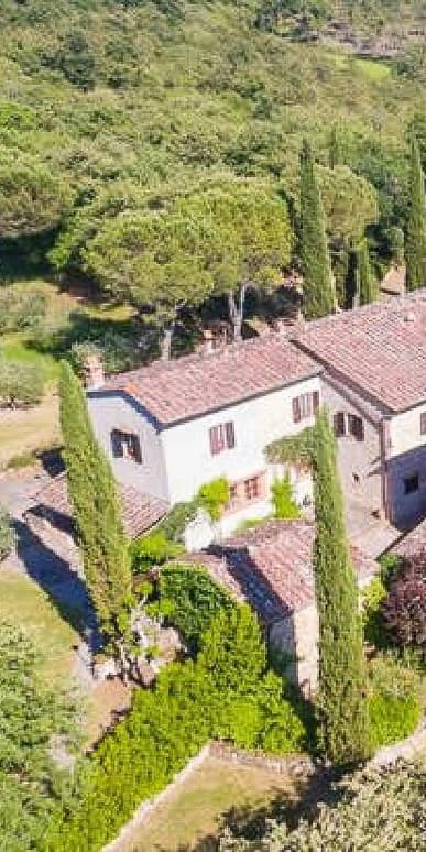 Casale di lusso a Bucine, nel cuore della Toscana