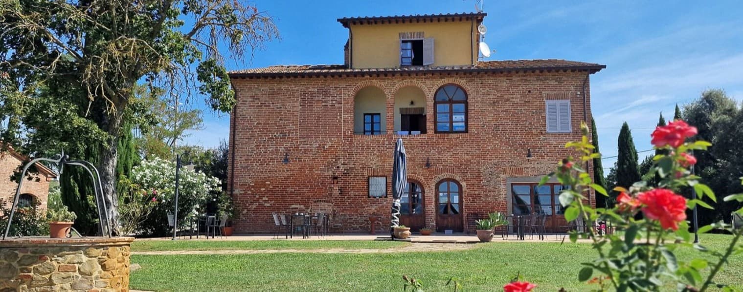 Rustic Country House in Charming Cortona, Tuscany