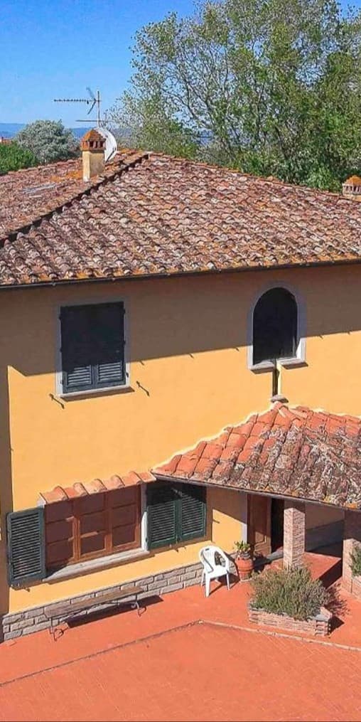 Villa con Giardino a San Miniato, Cuore della Toscana