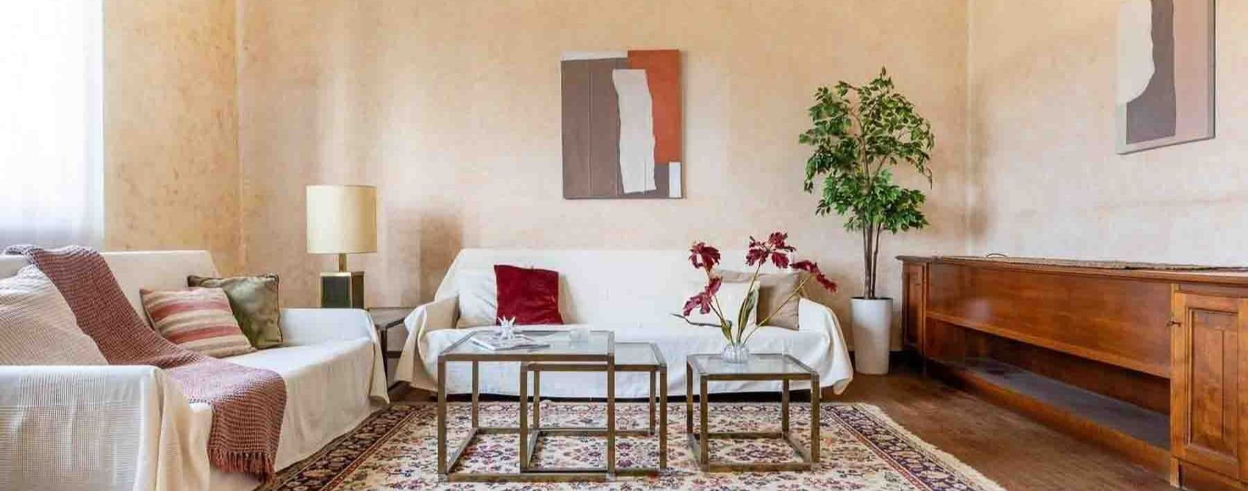 Elegant Apartment in Milano, Lombardy