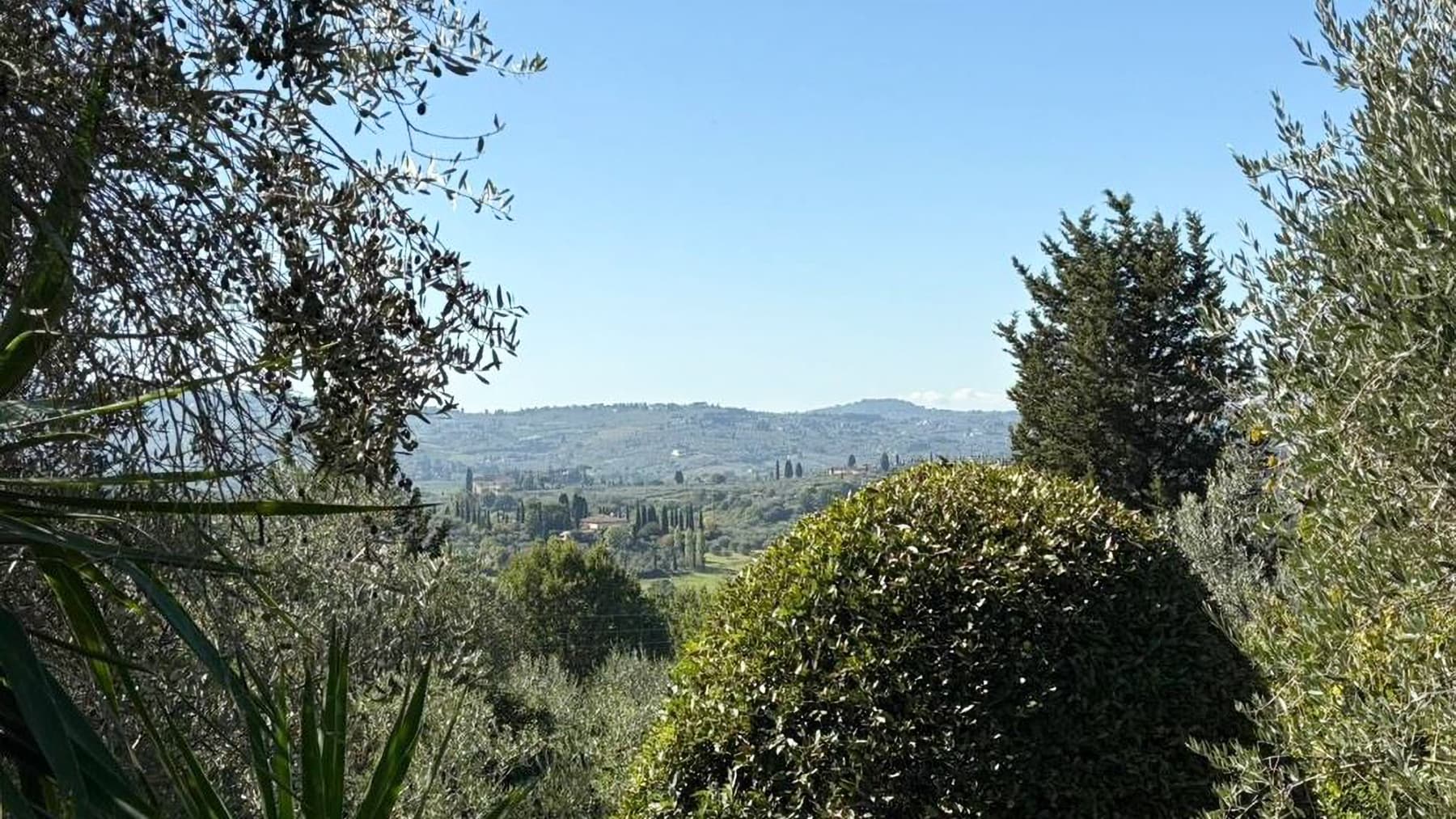 Spacious Villa with Garden in Florence, Tuscany