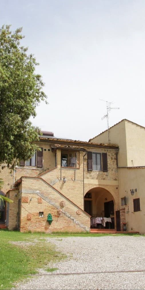 Casale in Toscana, 400 mq di charme a Buonconvento