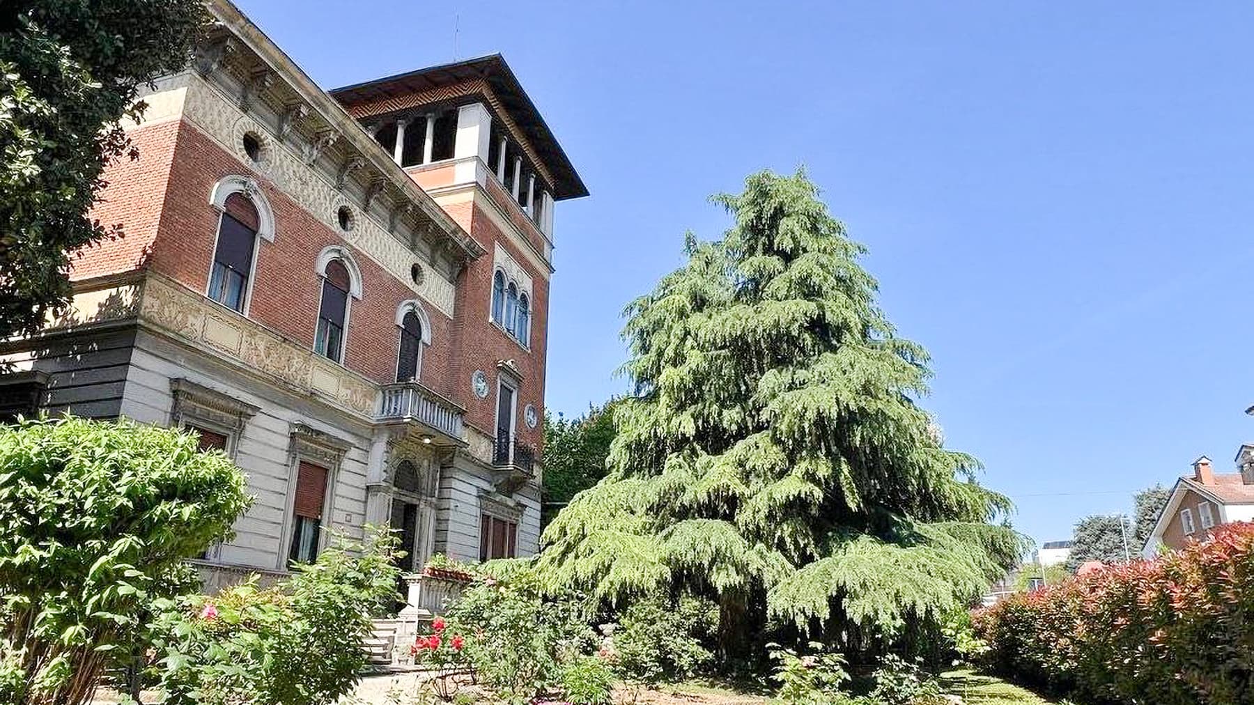 Spacious Villa in Vicenza, Veneto with Private Garden