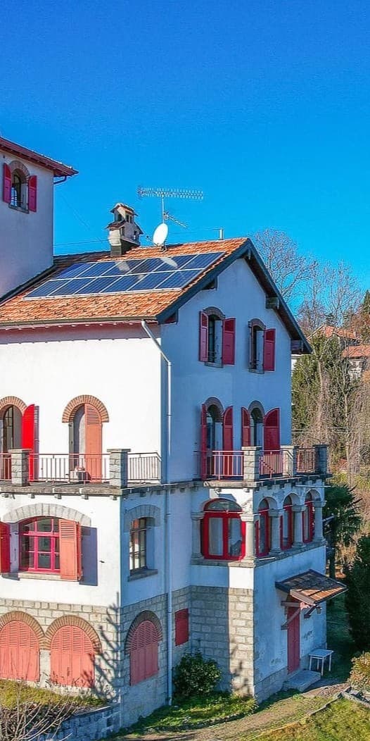 Villa panoramica a Boleto, vista sul Lago d'Orta