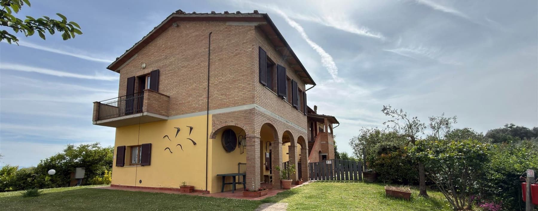 Charming Country House in Tuscany's Montepulciano Hills
