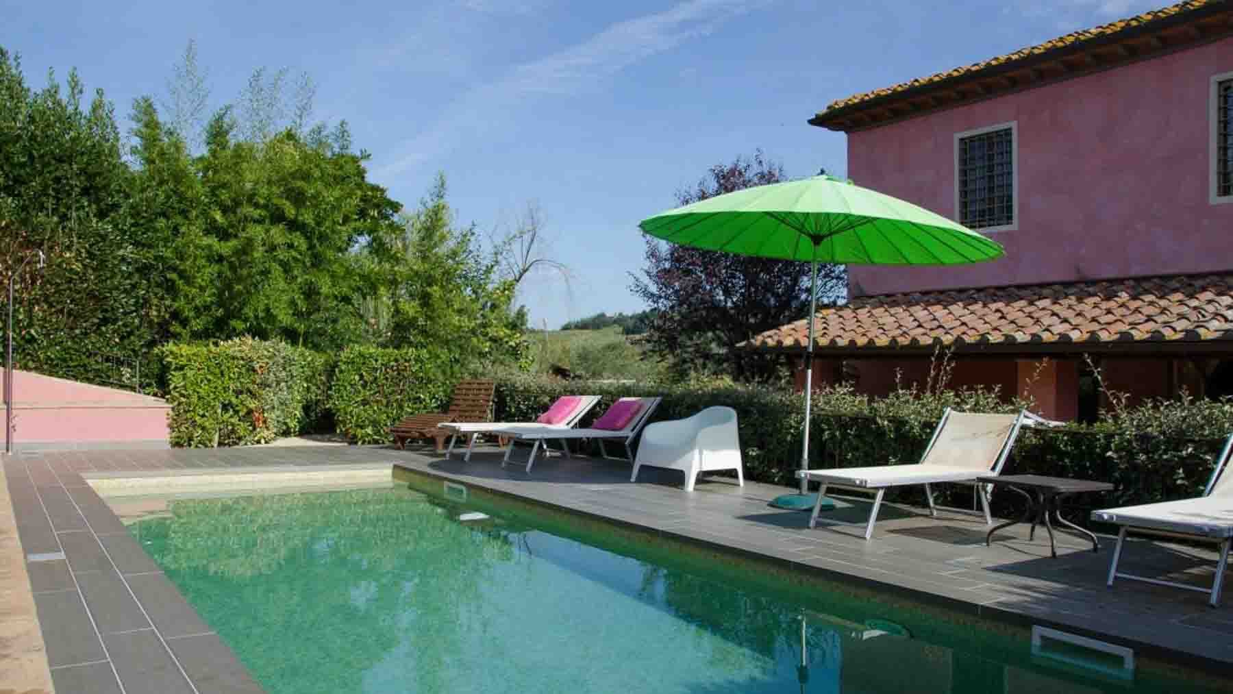 Casale in Toscana con piscina e giardino a Montespertoli