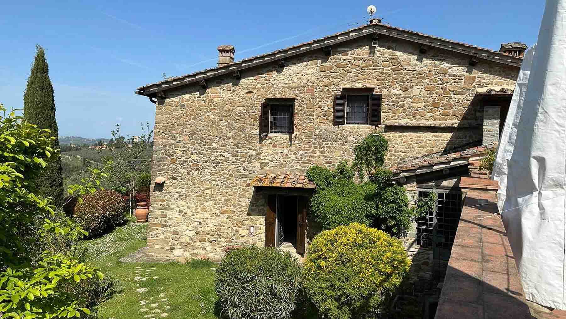Charming Villa in Osteria Nuova, Tuscany