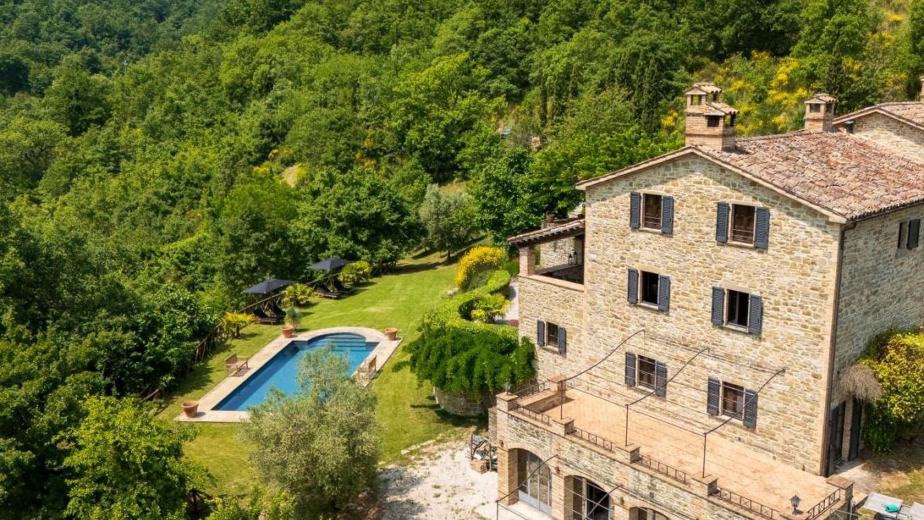 Casale con piscina e giardino a Pietralunga, Umbria